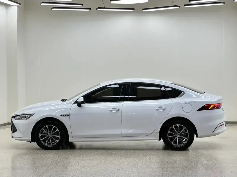 2024 BYD Qin Plus с пробегом 37 400 км