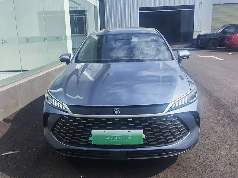2025 BYD Qin Plus с пробегом 3 400 км