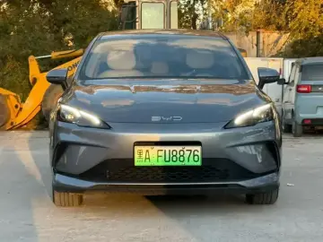 2025 BYD Seal 05 с пробегом 45 000 км