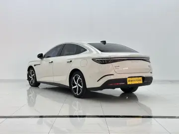 2026 BYD Seal 07 с пробегом 11 900 км