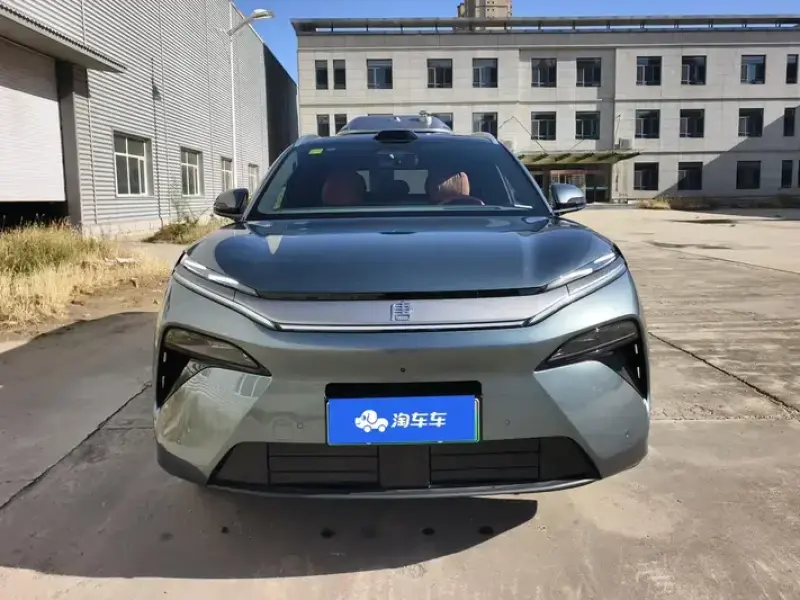 2025 BYD Tang L с пробегом 19 000 км