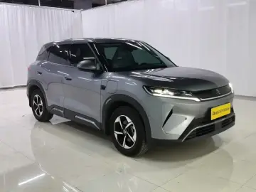 2025 BYD Yuan Up с пробегом 9 100 км
