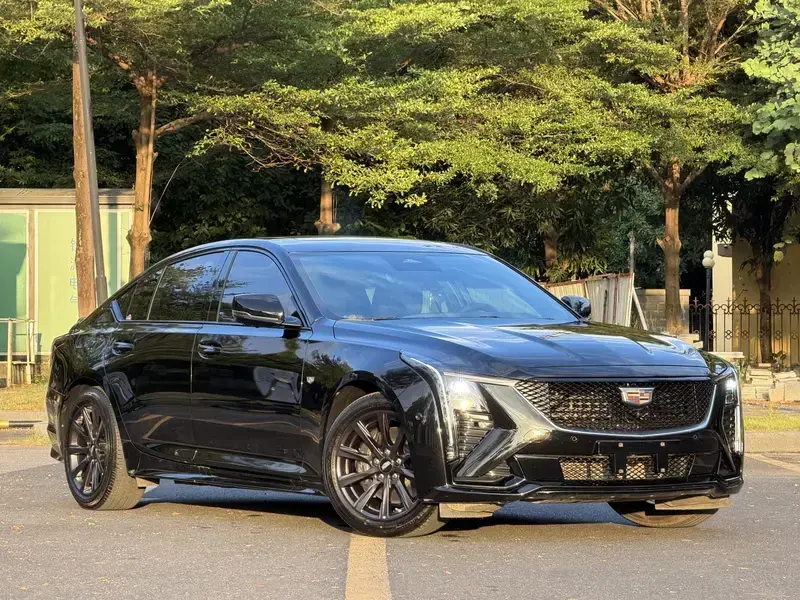 2024 Cadillac CT5 с пробегом 28 000 км