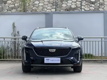 2023 Cadillac GT4 с пробегом 20 000 км