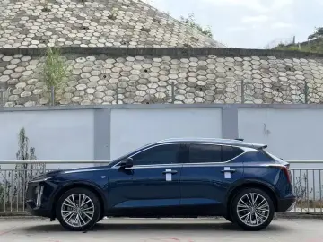 2023 Cadillac GT4 с пробегом 20 000 км
