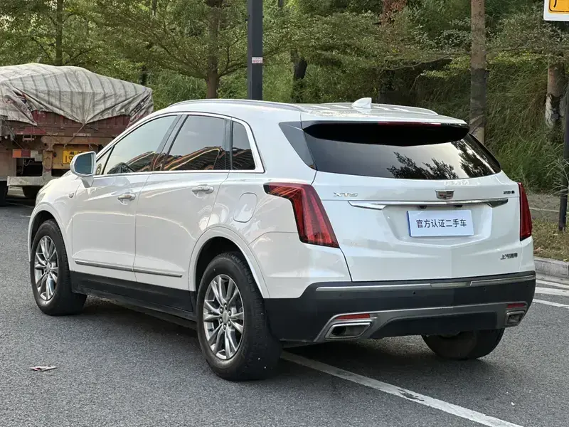 2020 Cadillac XT5 с пробегом 78 000 км