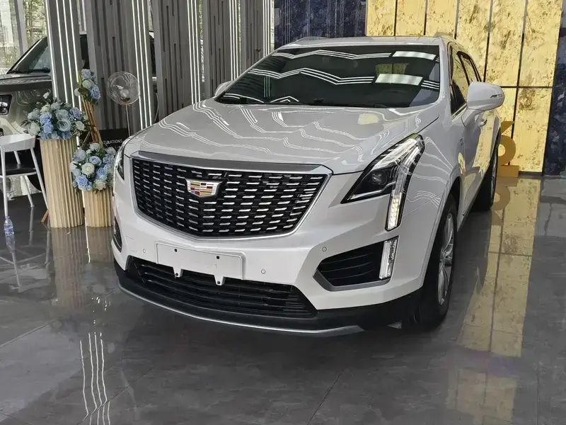 2021 Cadillac XT5 с пробегом 34 000 км