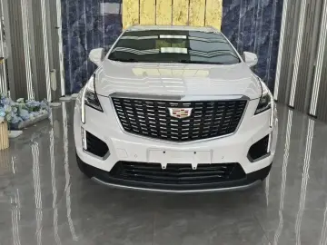 2021 Cadillac XT5 с пробегом 34 000 км