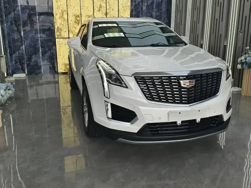 2021 Cadillac XT5 с пробегом 34 000 км