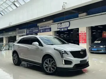 2020 Cadillac XT5 с пробегом 109 000 км