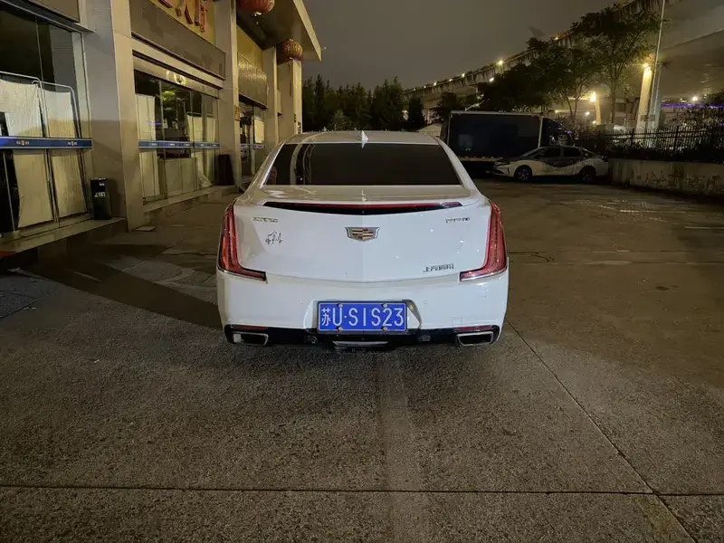 2018 Cadillac XTS с пробегом 100 000 км