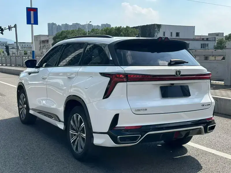 2024 Changan CS75 Plus с пробегом 30 000 км