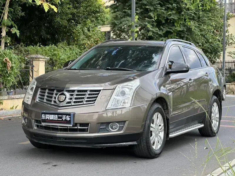 2014 Cadillac SRX с пробегом 120 000 км