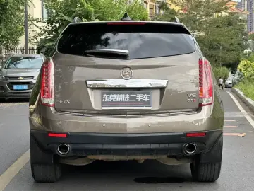 2014 Cadillac SRX с пробегом 120 000 км