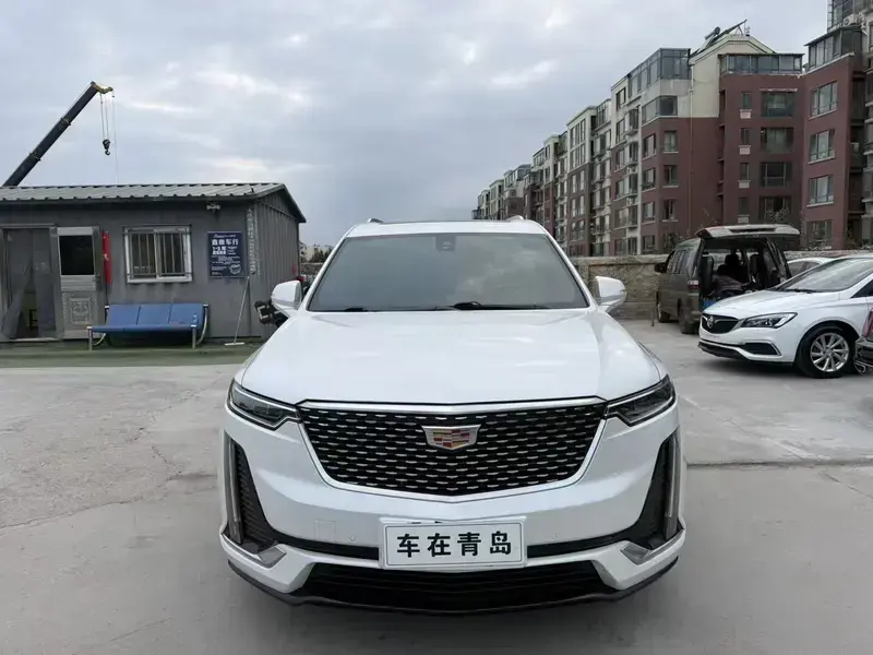 2020 Cadillac XT6 с пробегом 80 000 км