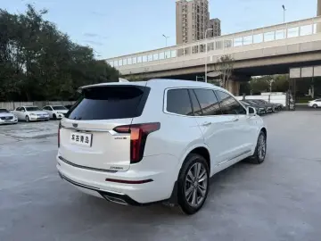 2020 Cadillac XT6 с пробегом 80 000 км