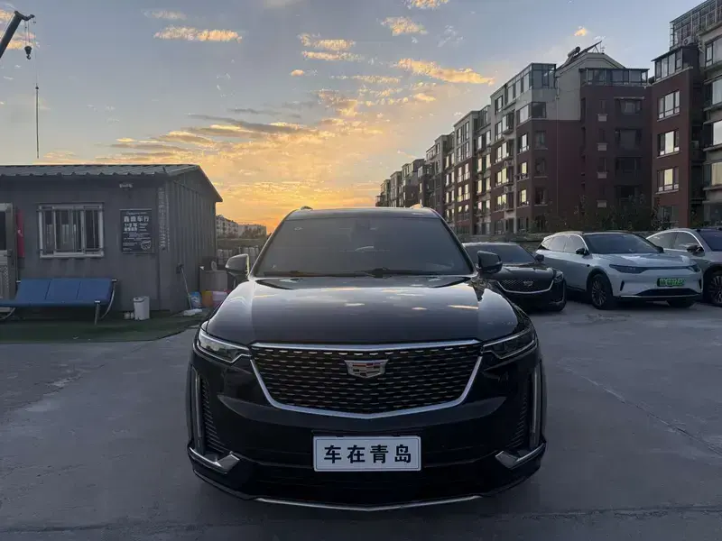 2020 Cadillac XT6 с пробегом 60 000 км