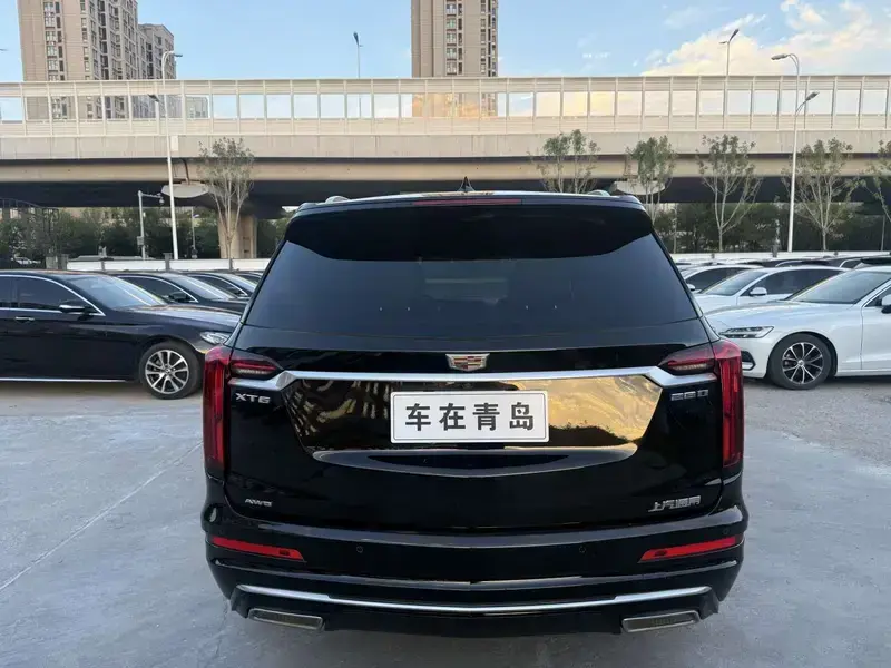 2020 Cadillac XT6 с пробегом 60 000 км