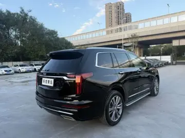 2020 Cadillac XT6 с пробегом 60 000 км