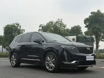 2022 Cadillac XT6 с пробегом 113 000 км