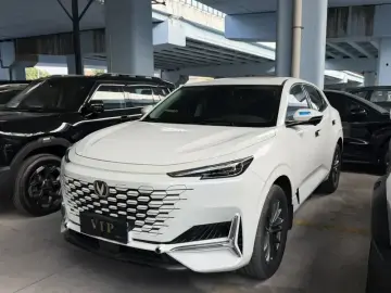 2024 Changan UNI-K с пробегом 45 000 км