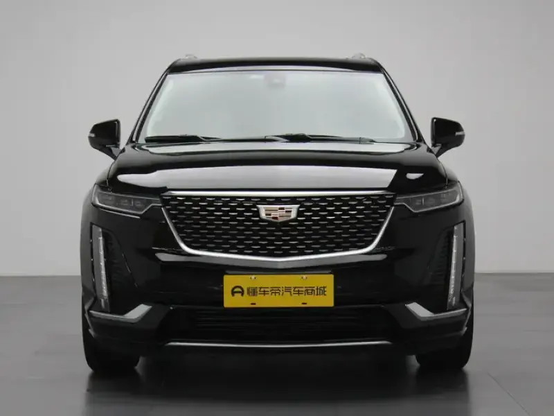 2022 Cadillac XT6 с пробегом 44 700 км