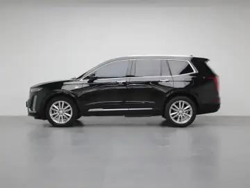 2022 Cadillac XT6 с пробегом 44 700 км
