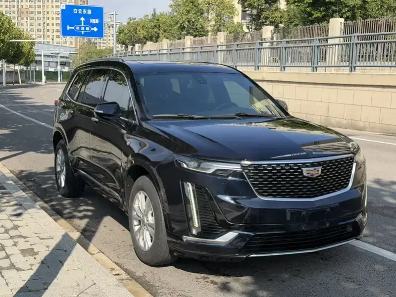 2021 Cadillac XT6 с пробегом 80 000 км