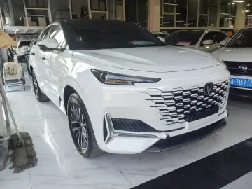 2023 Changan UNI-K с пробегом 87 000 км