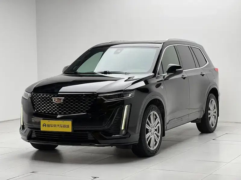 2022 Cadillac XT6 с пробегом 115 900 км