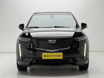 2022 Cadillac XT6 с пробегом 115 900 км