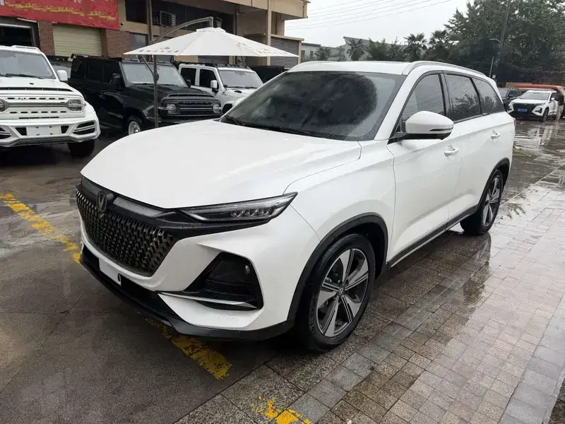 2024 Changan X7 Plus с пробегом 26 000 км