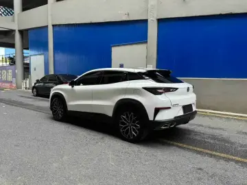 2022 Changan UNI-T с пробегом 18 000 км