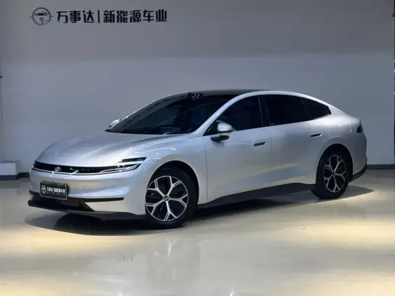 2026 Changan Qiyuan A06 с пробегом 28 000 км