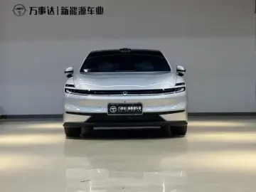 2026 Changan Qiyuan A06 с пробегом 28 000 км