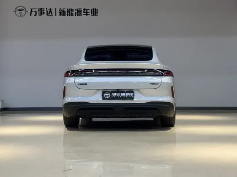 2026 Changan Qiyuan A06 с пробегом 28 000 км