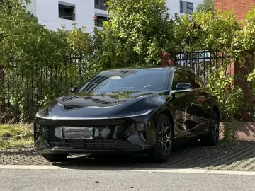 2024 Changan Qiyuan A07 с пробегом 13 000 км