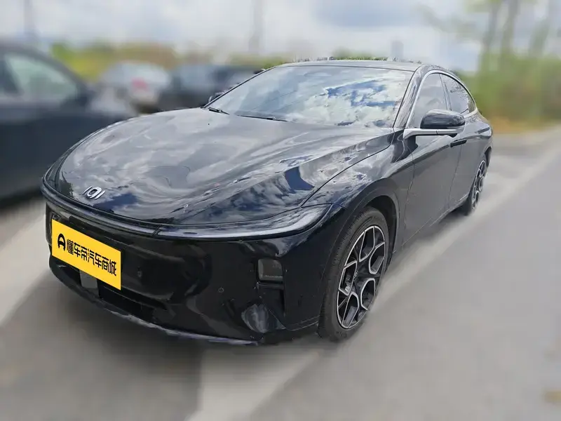 2025 Changan Qiyuan A07 с пробегом 49 100 км