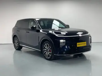 2025 Changan Qiyuan Q07 с пробегом 9 000 км