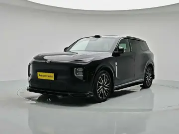 2025 Changan Qiyuan Q07 с пробегом 9 600 км