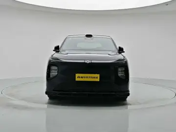 2025 Changan Qiyuan Q07 с пробегом 9 600 км
