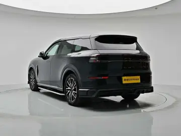 2025 Changan Qiyuan Q07 с пробегом 9 600 км