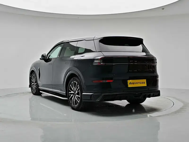 2025 Changan Qiyuan Q07 с пробегом 9 600 км