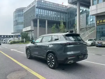 2025 Chery Tiggo 8 Plus с пробегом 24 000 км