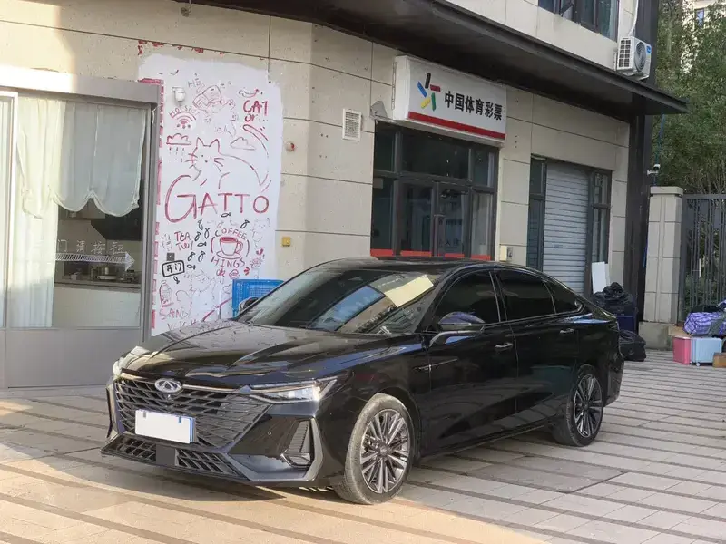 2023 Chery Arrizo 8 с пробегом 37 000 км