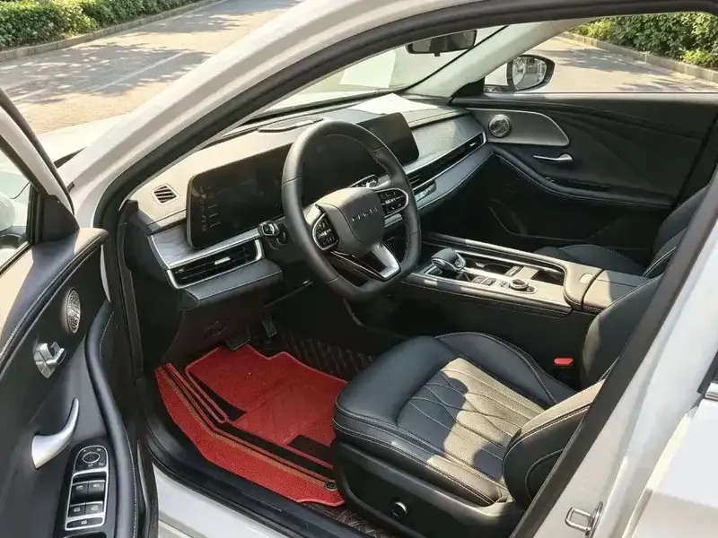 2024 Chery Arrizo 8 с пробегом 8 000 км