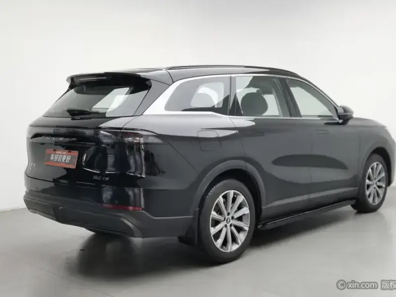 2024 Chery Fulwin T9 с пробегом 38 100 км