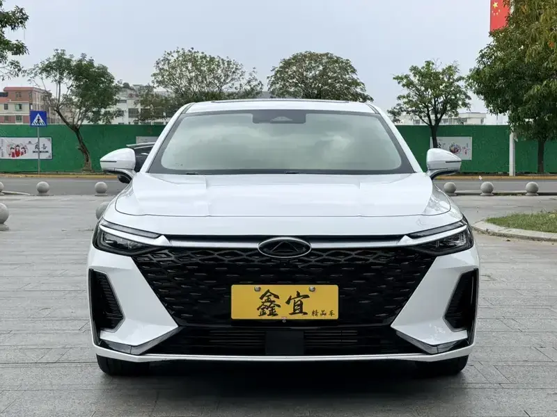 2024 Chery Arrizo 8 с пробегом 13 000 км