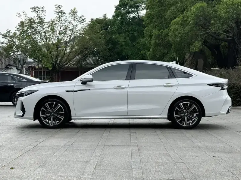 2024 Chery Arrizo 8 с пробегом 13 000 км