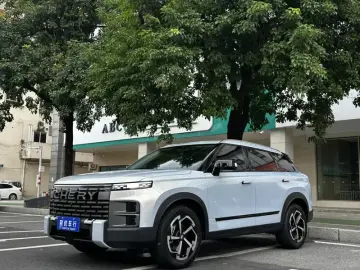 2023 Chery Explore 06 с пробегом 10 000 км